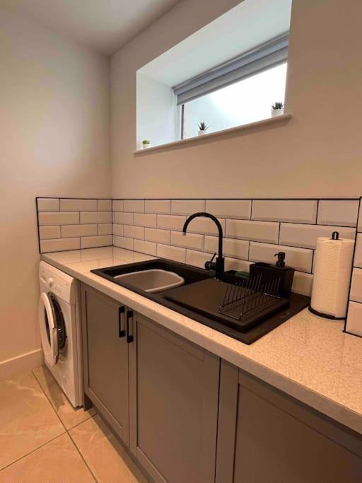 Entire Property In Downham Market, Serviced Accomodation Apartment Ngoại thất bức ảnh