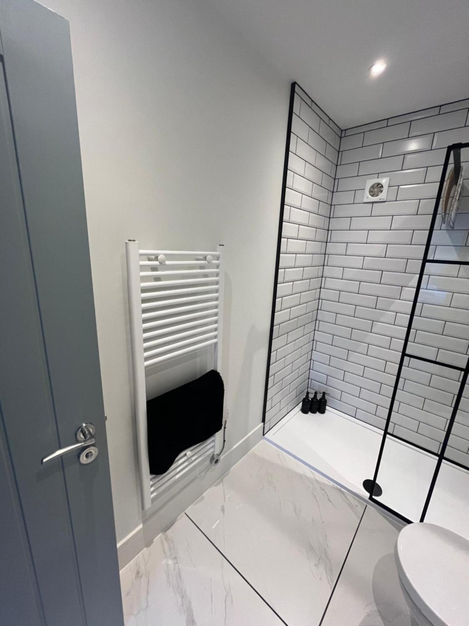 Entire Property In Downham Market, Serviced Accomodation Apartment Ngoại thất bức ảnh